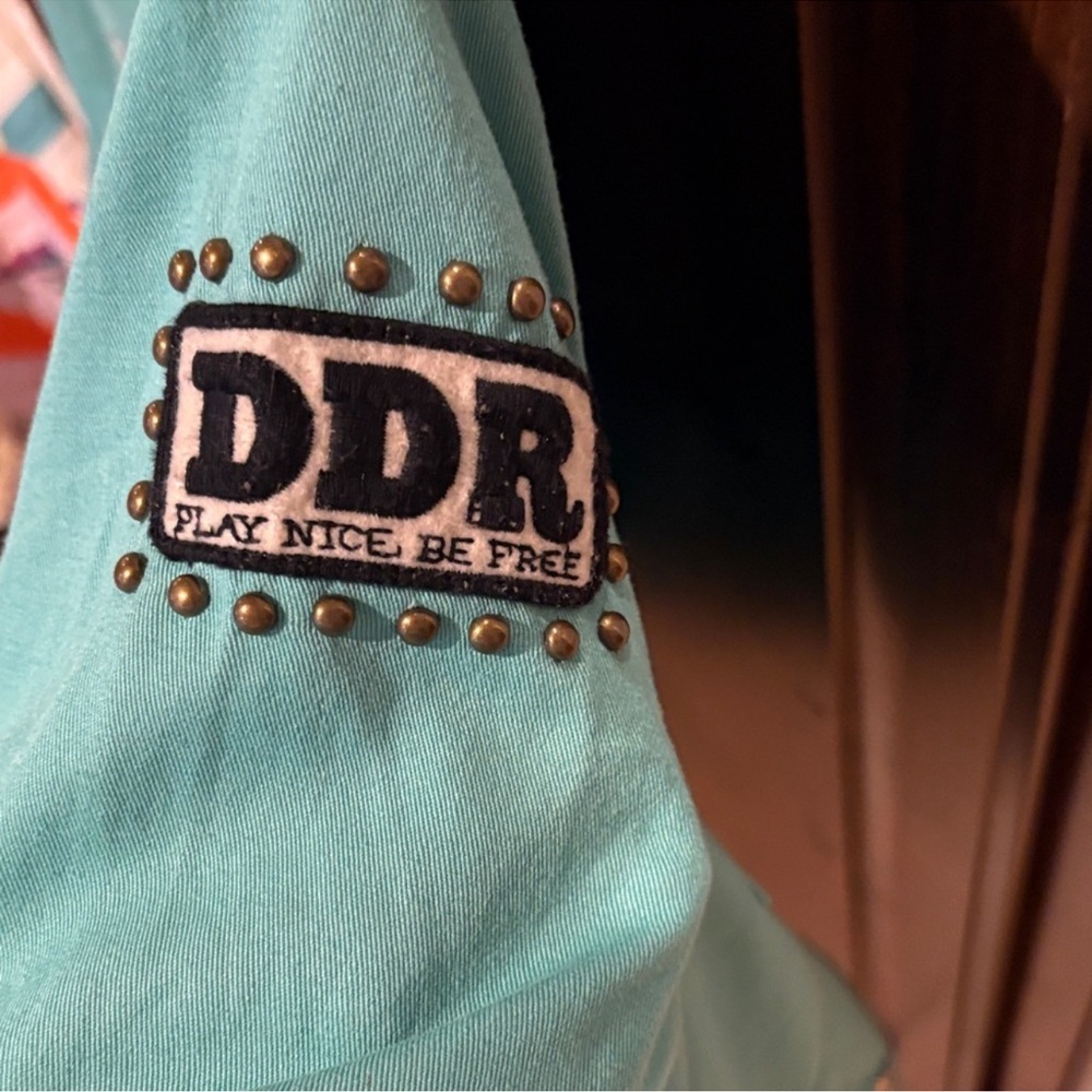 Double d Ranch Turquoise Jacket embroidered cross design studded L - Picture 2 of 4